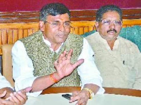 Muslims denied Owaisi: Anandsen